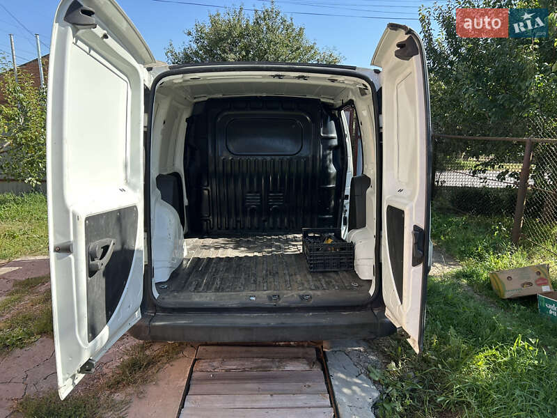 Вантажний фургон Fiat Doblo 2005 в Хмельницькому фото 8 Вантажний фургон Fiat Doblo 2005 в Хмельницькому