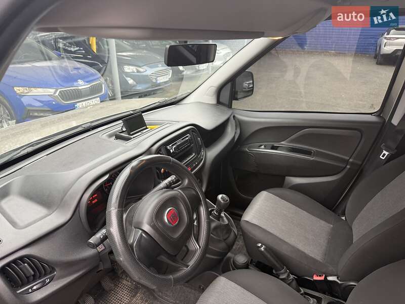 Мінівен Fiat Doblo 2017 в Києві фото 7 Мінівен Fiat Doblo 2017 в Києві