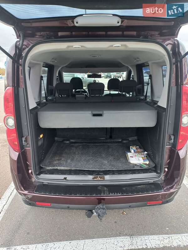 Мінівен Fiat Doblo 2012 в Києві