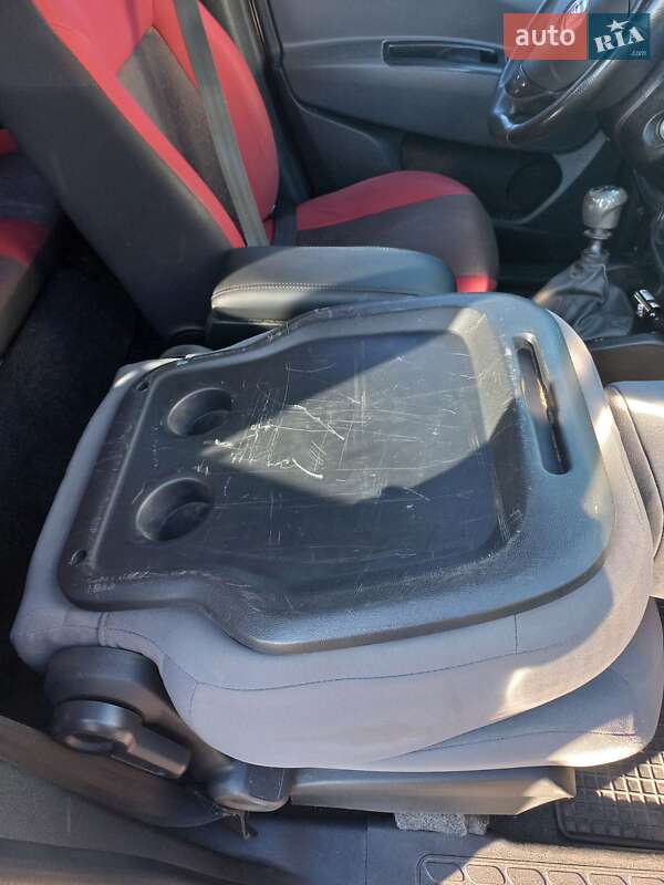 Мінівен Fiat Doblo 2012 в Києві