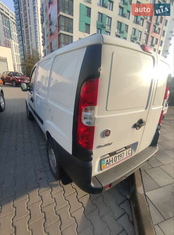 Грузовой фургон Fiat Doblo 2012 в Петропавловской Борщаговке