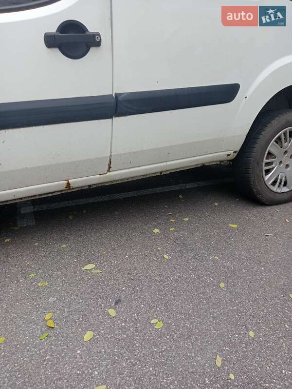 Мінівен Fiat Doblo 2006 в Києві фото 6 Мінівен Fiat Doblo 2006 в Києві