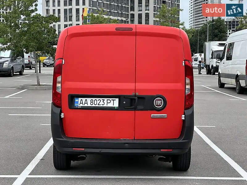 Вантажний фургон Fiat Doblo 2017 в Києві