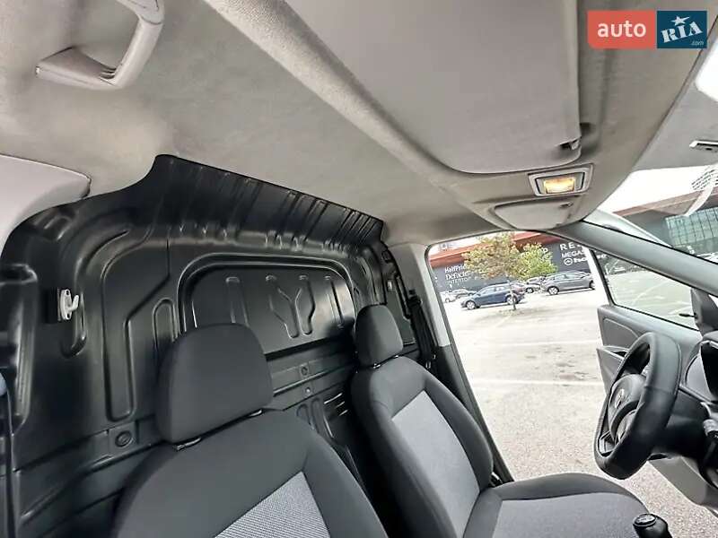 Вантажний фургон Fiat Doblo 2017 в Києві