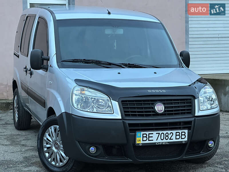 Fiat Doblo 2012