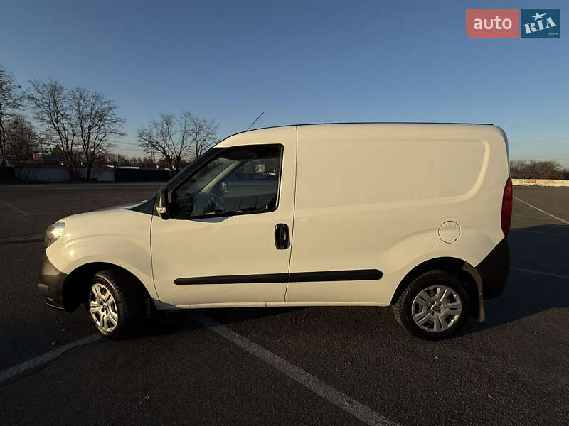 Мікроавтобус вантажний (до 3,5т) Fiat Doblo 2017 в Києві