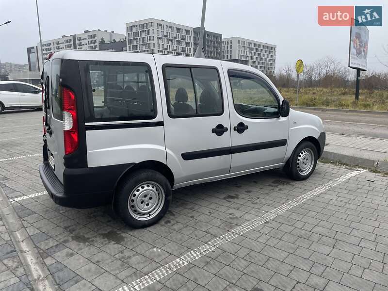 Мінівен Fiat Doblo 2008 в Львові