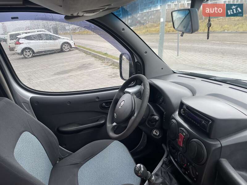 Мінівен Fiat Doblo 2008 в Львові