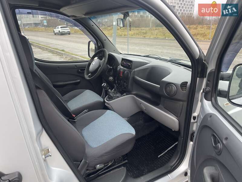 Мінівен Fiat Doblo 2008 в Львові