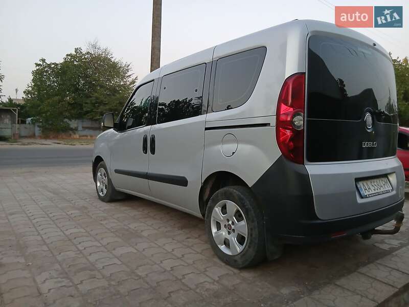 Мінівен Fiat Doblo 2011 в Новій Одесі