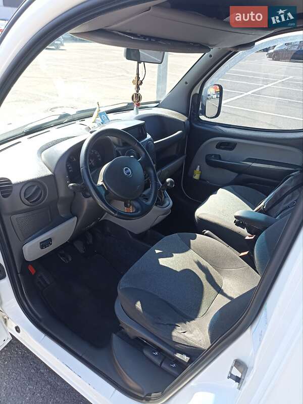 Минивэн Fiat Doblo 2006 в Ровно фото 13 Минивэн Fiat Doblo 2006 в Ровно