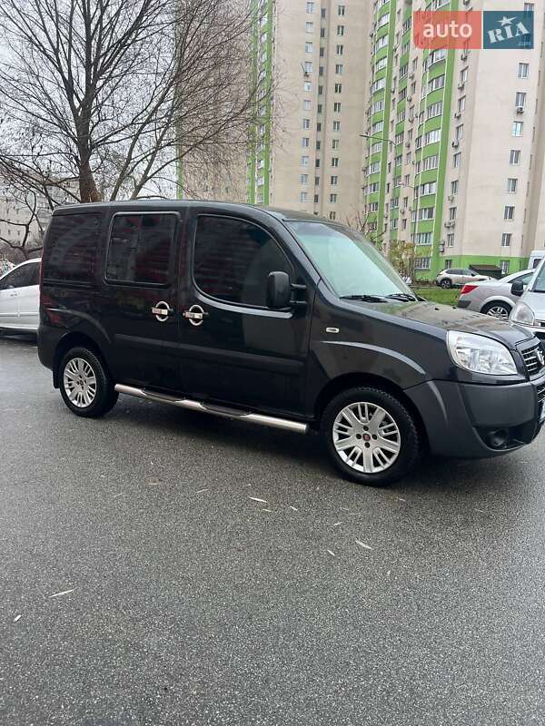 Мінівен Fiat Doblo 2009 в Броварах