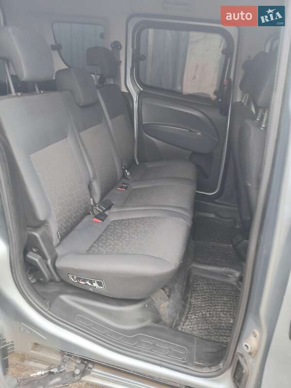 Минивэн Fiat Doblo 2011 в Днепре