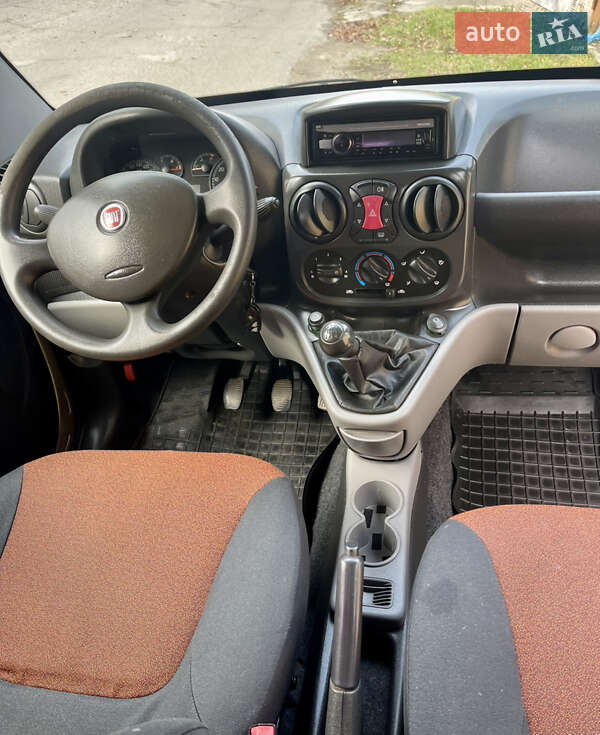 Минивэн Fiat Doblo 2013 в Николаеве