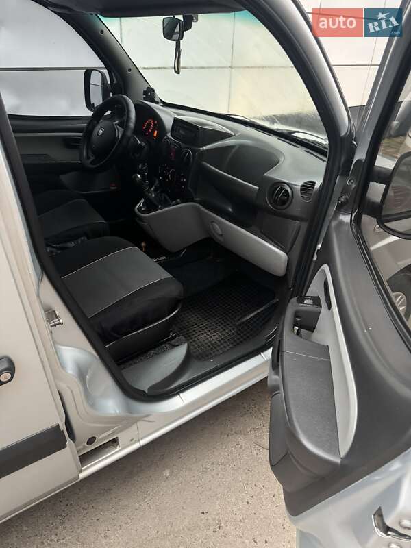 Мінівен Fiat Doblo 2008 в Сарнах