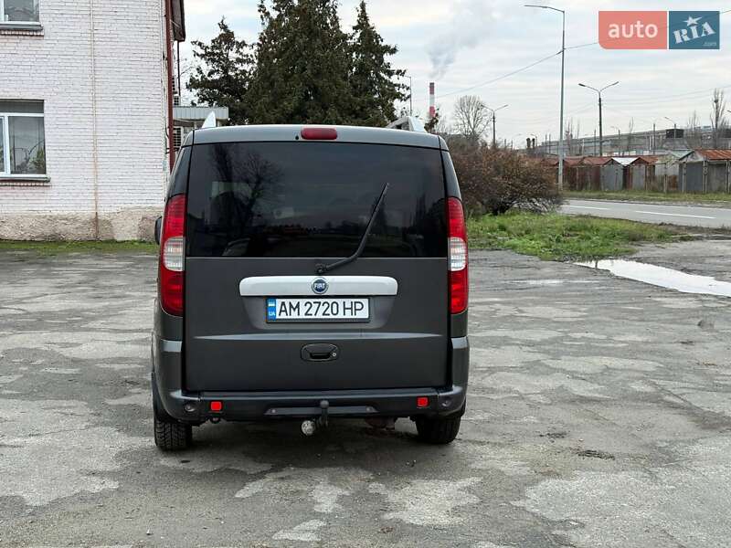 Мінівен Fiat Doblo 2007 в Києві