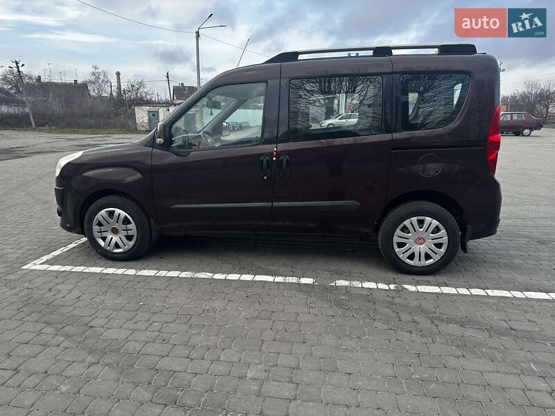 Минивэн Fiat Doblo 2011 в Полтаве