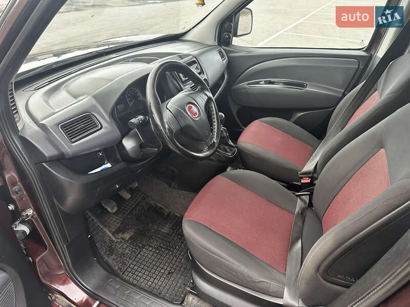 Минивэн Fiat Doblo 2011 в Полтаве