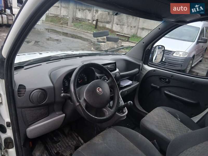 Вантажний фургон Fiat Doblo 2008 в Києві