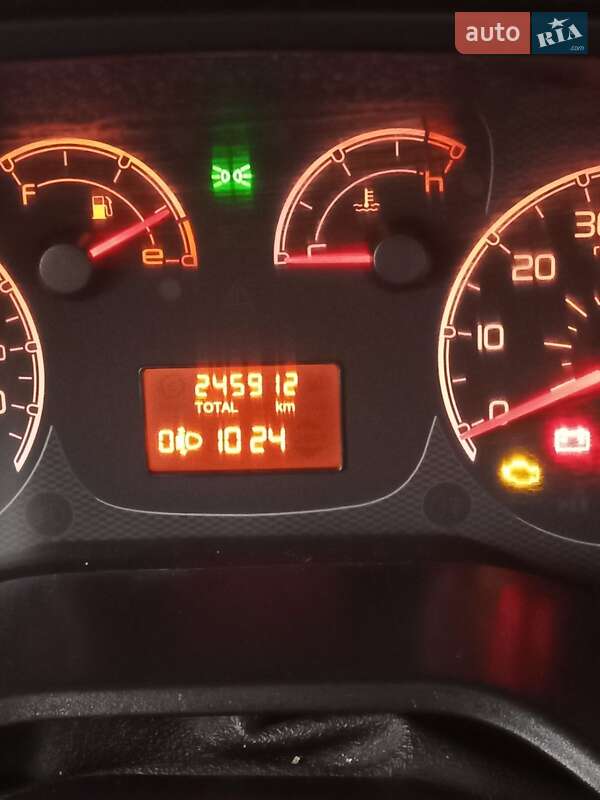 Минивэн Fiat Doblo 2011 в Сатанове фото 16 Минивэн Fiat Doblo 2011 в Сатанове