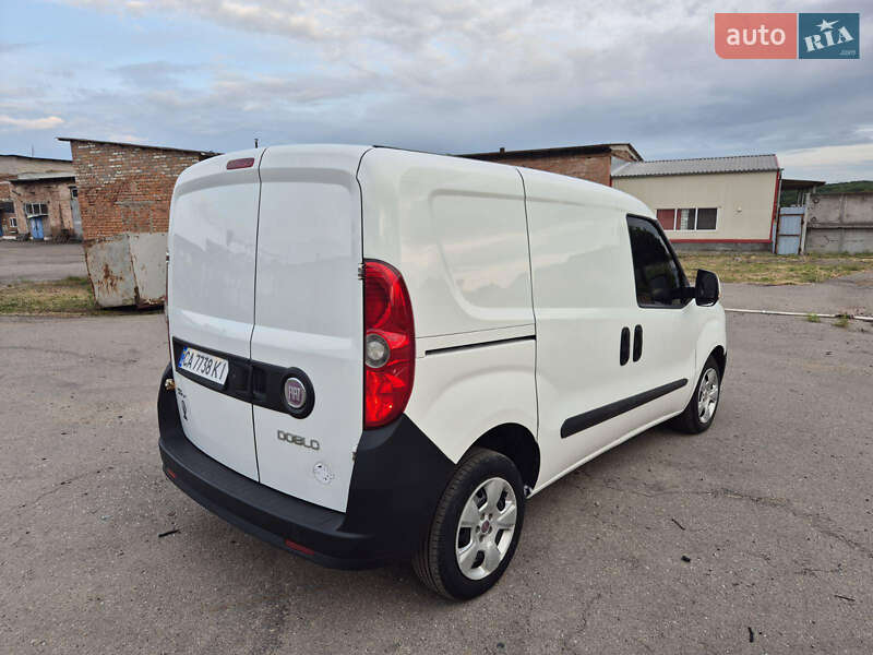 Вантажний фургон Fiat Doblo 2011 в Умані фото 2 Вантажний фургон Fiat Doblo 2011 в Умані
