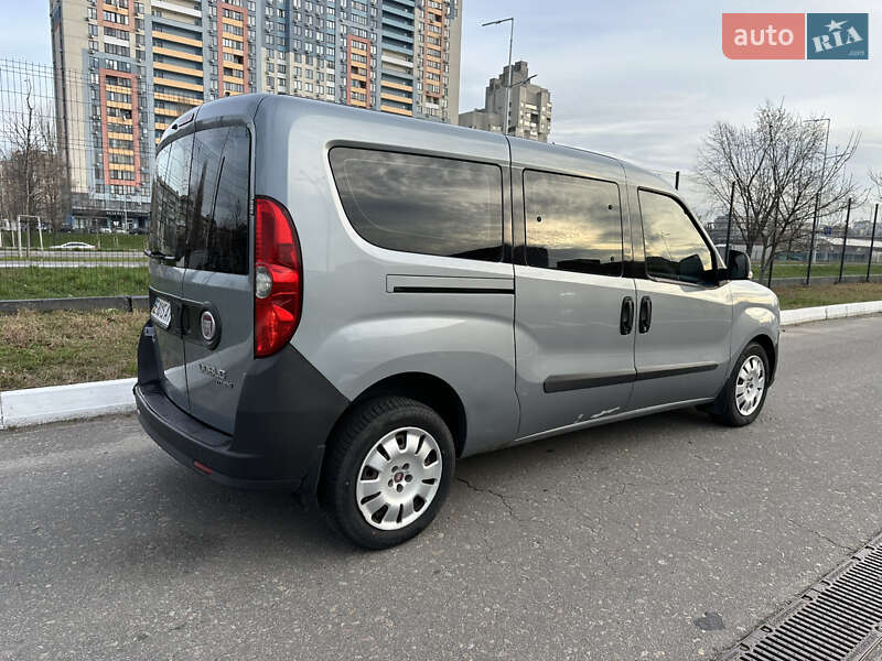 Мінівен Fiat Doblo 2012 в Києві