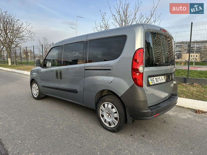 Мінівен Fiat Doblo 2012 в Києві