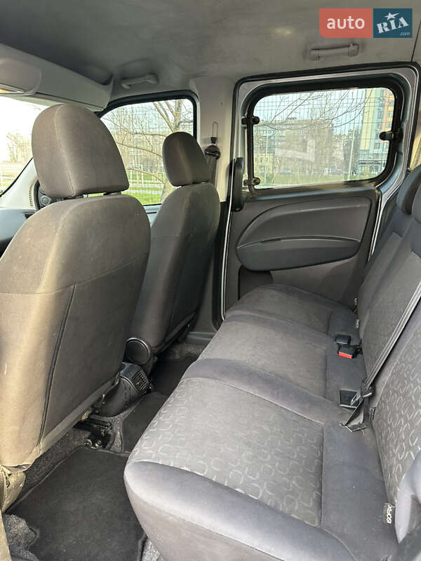 Мінівен Fiat Doblo 2012 в Києві