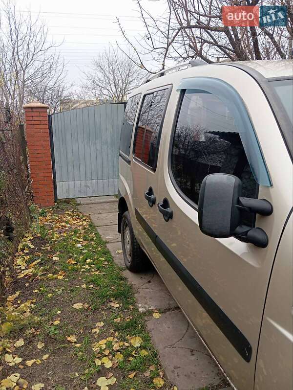 Мінівен Fiat Doblo 2012 в Черкасах
