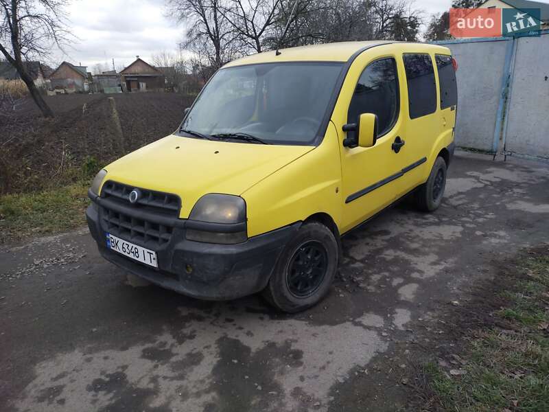 Минивэн Fiat Doblo 2001 в Остроге