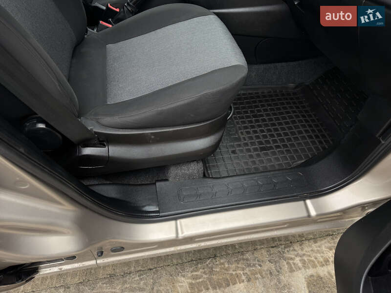 Мінівен Fiat Doblo 2017 в Умані