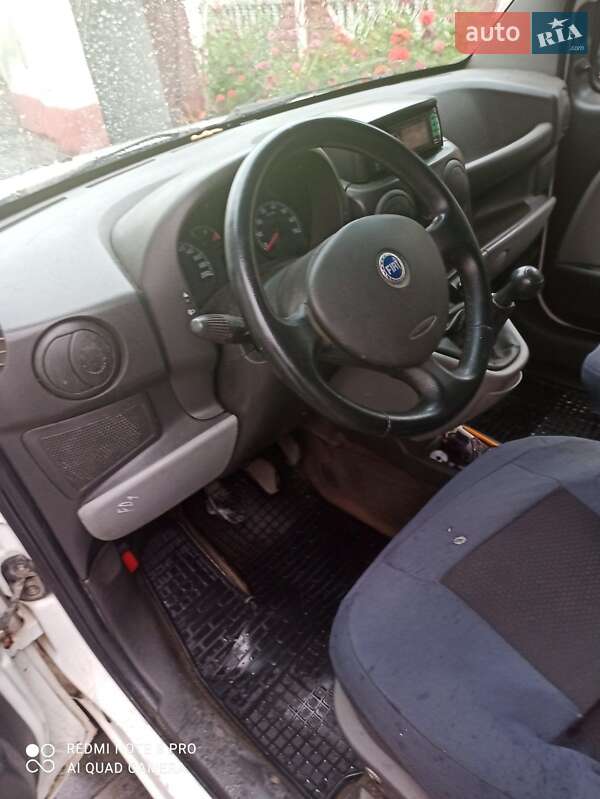 Грузовой фургон Fiat Doblo 2005 в Ровно