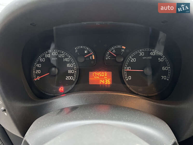 Вантажопасажирський фургон Fiat Doblo 2006 в Білій Церкві