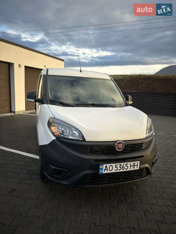 Вантажний фургон Fiat Doblo 2021 в Тячеві