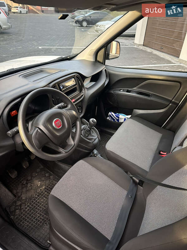 Вантажний фургон Fiat Doblo 2021 в Тячеві