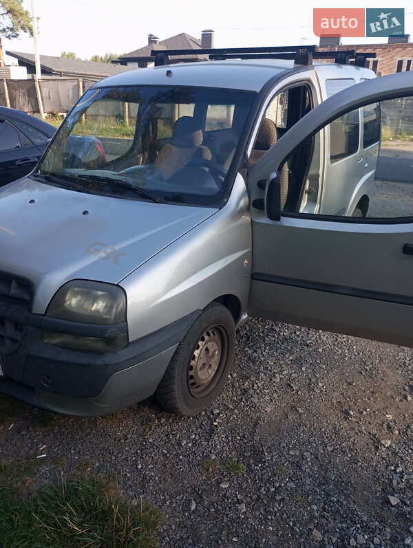 Fiat Doblo 2004