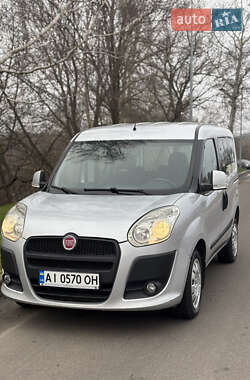 Минивэн Fiat Doblo 2012 в Киеве