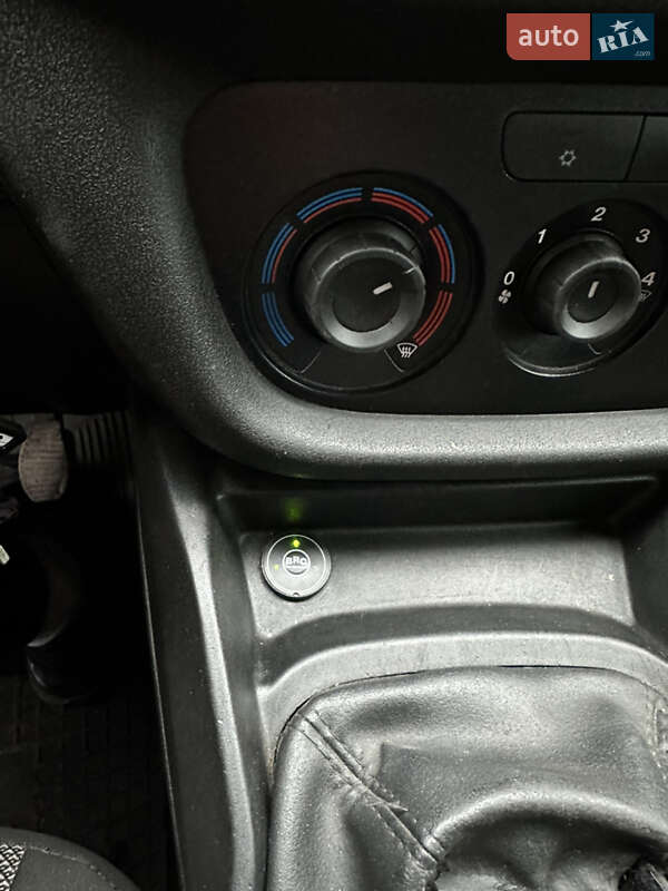 Грузовой фургон Fiat Doblo 2017 в Львове фото 13 Грузовой фургон Fiat Doblo 2017 в Львове