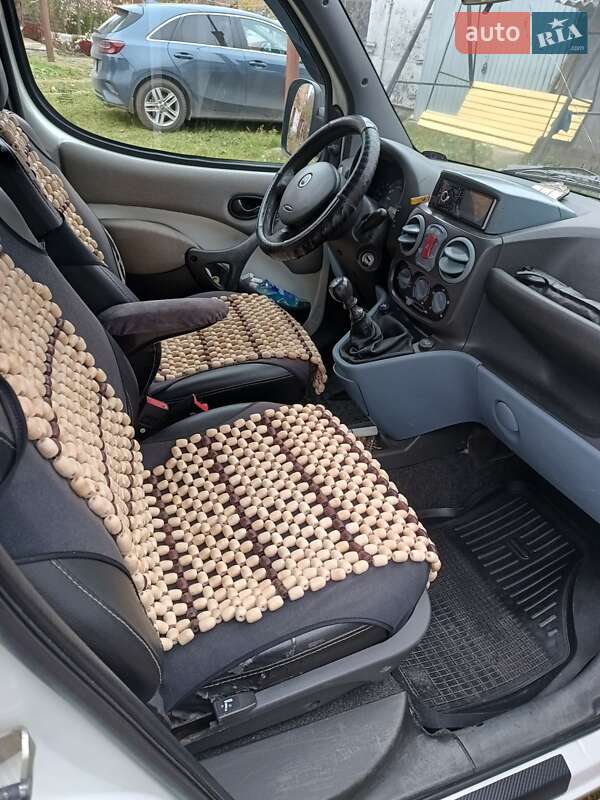 Минивэн Fiat Doblo 2005 в Жмеринке