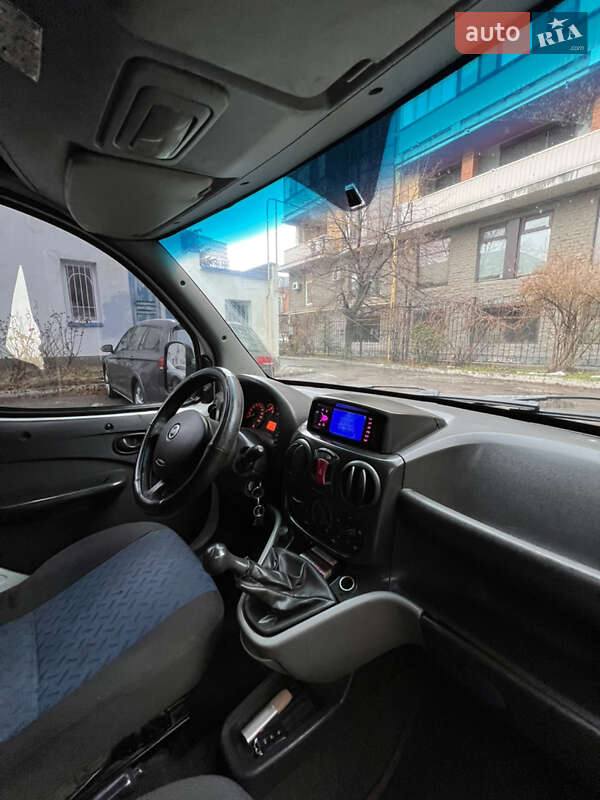 Грузовик Fiat Doblo 2007 в Днепре