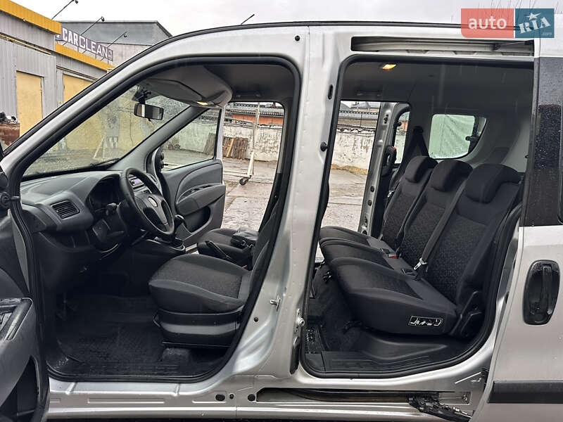 Мінівен Fiat Doblo 2011 в Миколаєві фото 33 Мінівен Fiat Doblo 2011 в Миколаєві