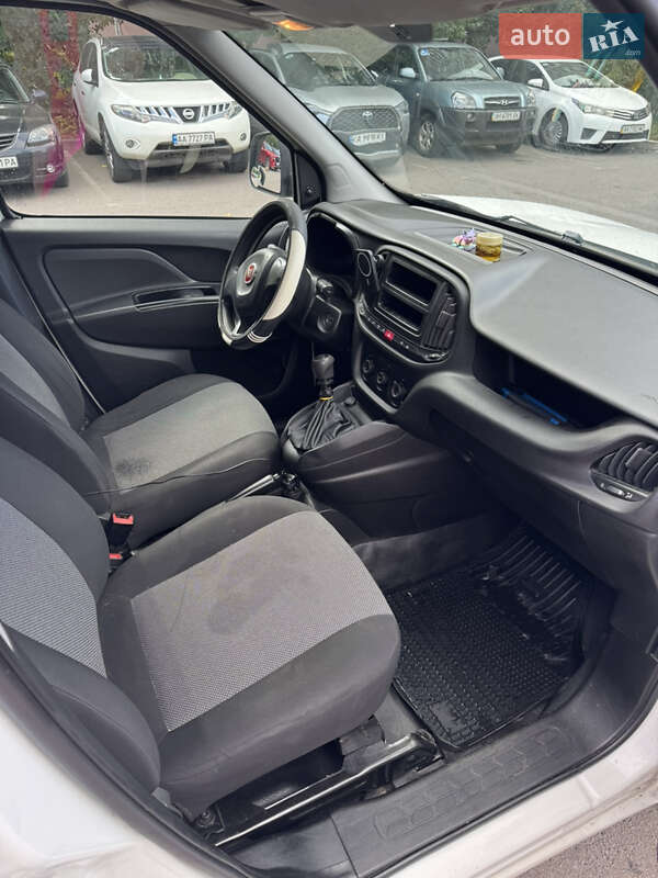 Грузовой фургон Fiat Doblo 2019 в Киеве фото 10 Грузовой фургон Fiat Doblo 2019 в Киеве