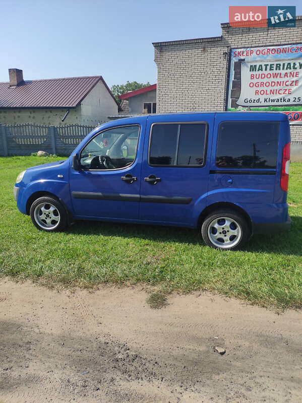 Мінівен Fiat Doblo 2009 в Городку