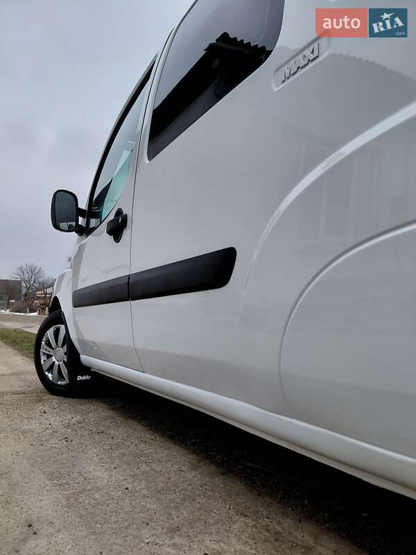 Мінівен Fiat Doblo 2008 в Снятині фото 5 Мінівен Fiat Doblo 2008 в Снятині