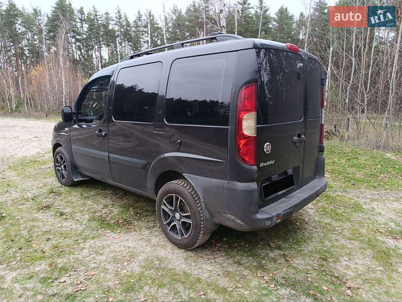 Минивэн Fiat Doblo 2009 в Черкассах