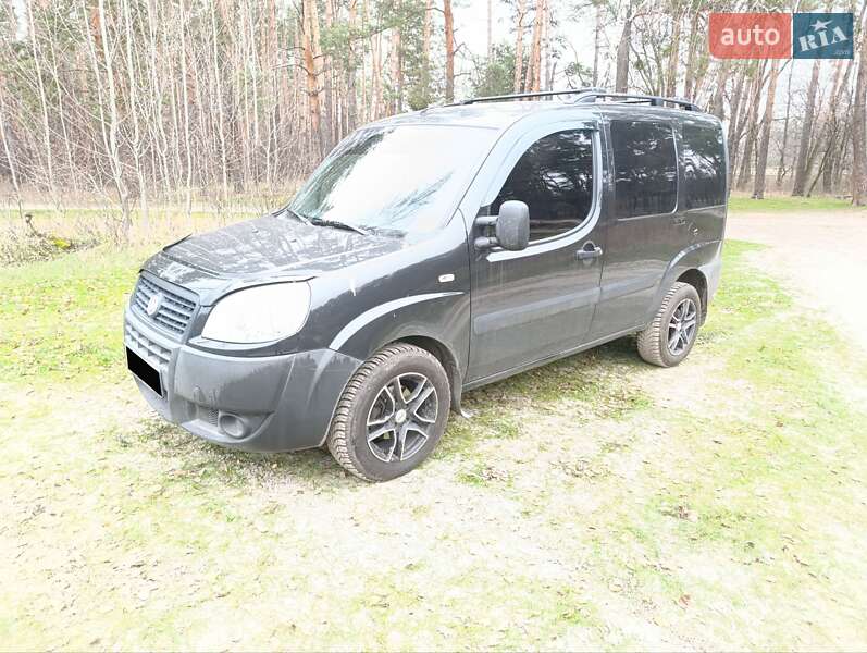 Минивэн Fiat Doblo 2009 в Черкассах
