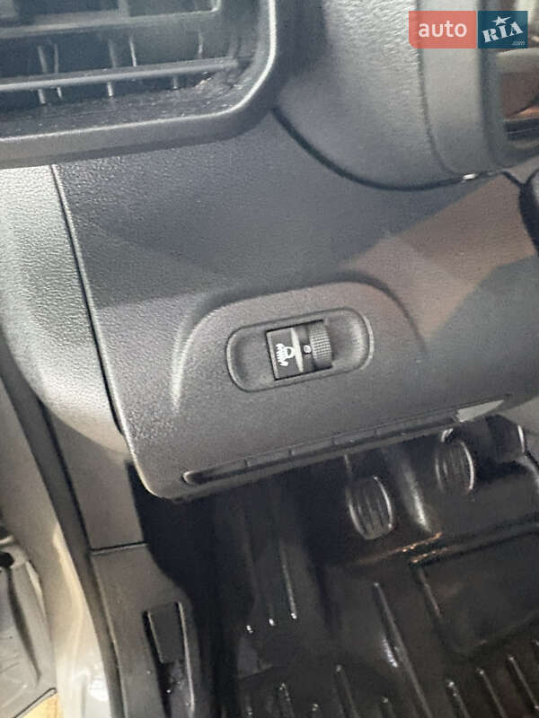 Грузопассажирский фургон Fiat Doblo 2024 в Львове фото 28 Грузопассажирский фургон Fiat Doblo 2024 в Львове