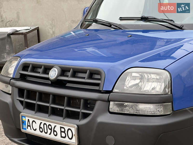Минивэн Fiat Doblo 2003 в Николаеве фото 3 Минивэн Fiat Doblo 2003 в Николаеве