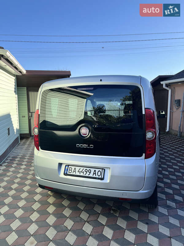Минивэн Fiat Doblo 2014 в Кропивницком