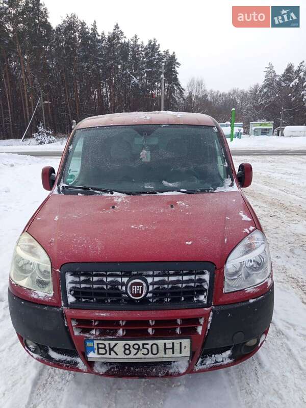 Минивэн Fiat Doblo 2006 в Дубно